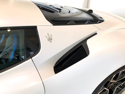 2022 Maserati MC20 照片 23