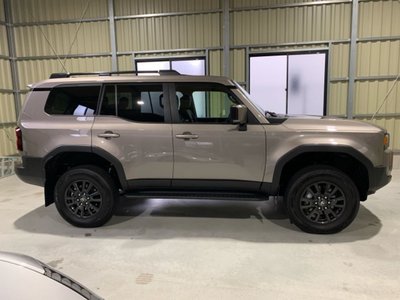 2025 Toyota LAND CRUISER 250 — фото 13