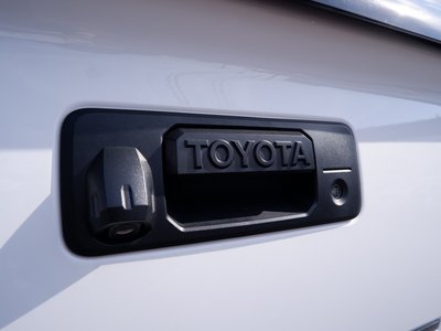 2020 Toyota TUNDRA thumbnail 20