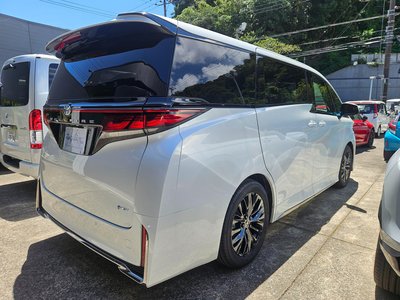 صورة 6 لـ 2026 Toyota VELLFIRE