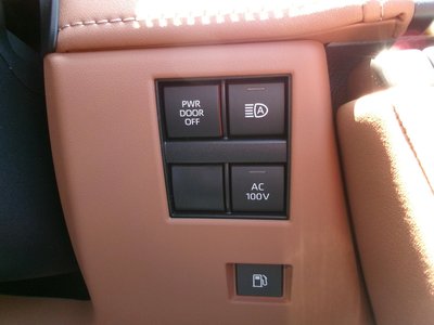 صورة 24 لـ 2026 Toyota VELLFIRE