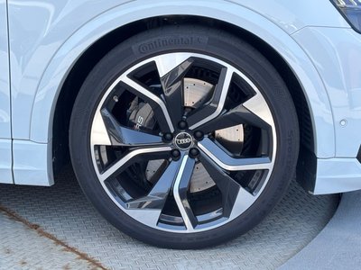 صورة 11 لـ 2024 AUDI RS Q8