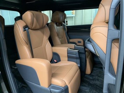 2023 Toyota VELLFIRE photo 10