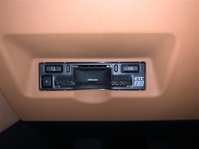 2023 Toyota VELLFIRE photo 21