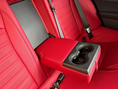 صورة 44 لـ 2025 ALFA Romeo JULIA