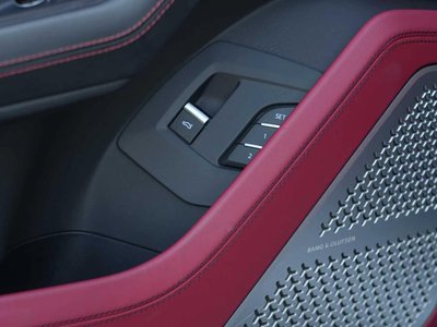 2019 Lamborghini URUS — фото 26