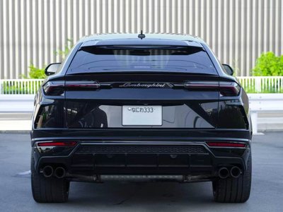 2019 Lamborghini URUS — фото 6