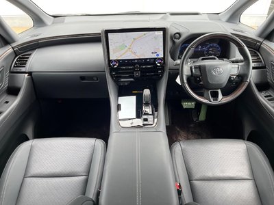 2024 Toyota VELLFIRE photo 2