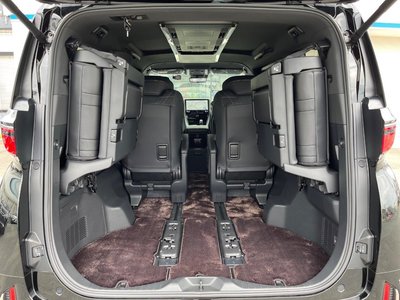 2024 Toyota VELLFIRE photo 11