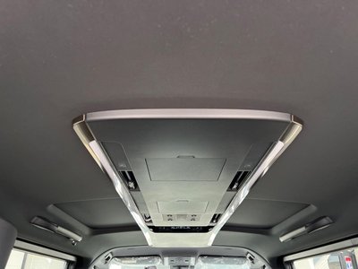 2024 Toyota VELLFIRE photo 65