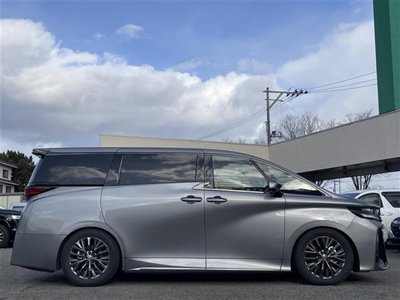 2025 Toyota VELLFIRE — фото 7