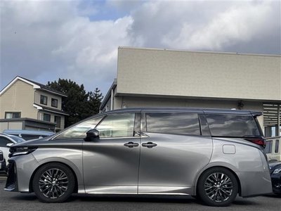 2025 Toyota VELLFIRE — фото 4