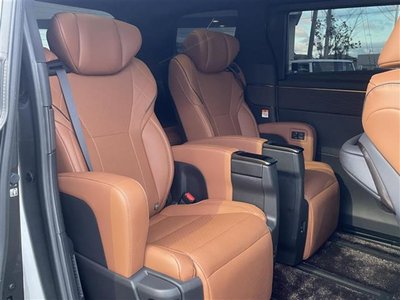 2025 Toyota VELLFIRE — фото 31