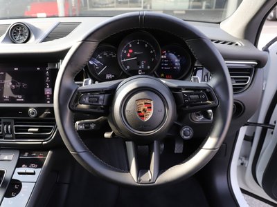 صورة مصغرة 14 لـ 2023 Porsche MACAN