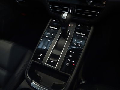 صورة مصغرة 15 لـ 2023 Porsche MACAN