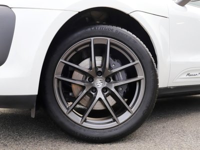 صورة مصغرة 3 لـ 2023 Porsche MACAN