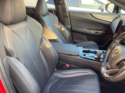 2023 Lexus NX — миниатюра 18