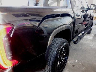 2022 Toyota TUNDRA thumbnail 44