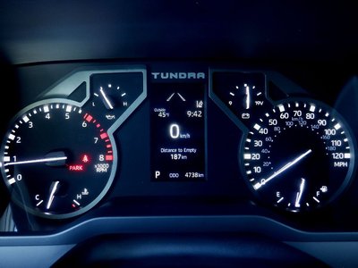 2022 Toyota TUNDRA thumbnail 19