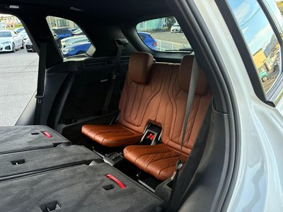 صورة 16 لـ 2026 BMW X5