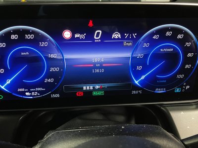 2025 Mercedes-BENZ EQE thumbnail 22