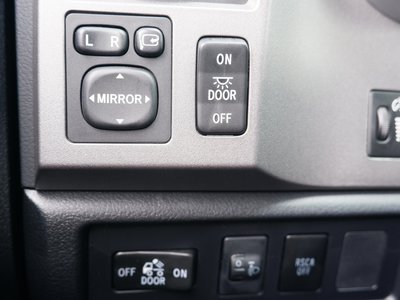 صورة 34 لـ 2012 Toyota TUNDRA