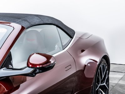 صورة 20 لـ 2025 Aston Martin DB12 VOLANTE