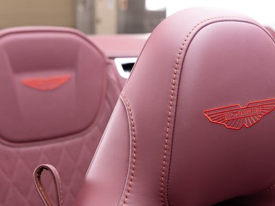 صورة 76 لـ 2025 Aston Martin DB12 VOLANTE