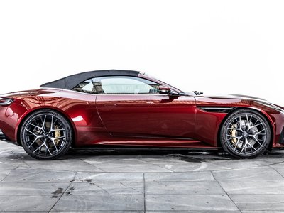 2025 Aston Martin DB12 VOLANTE — фото 10