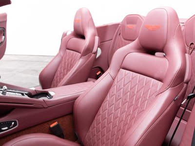 صورة 55 لـ 2025 Aston Martin DB12 VOLANTE