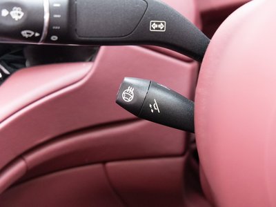 صورة 69 لـ 2025 Aston Martin DB12 VOLANTE