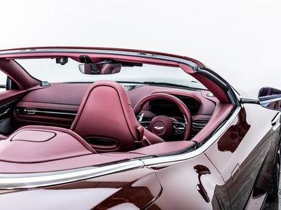 صورة 47 لـ 2025 Aston Martin DB12 VOLANTE