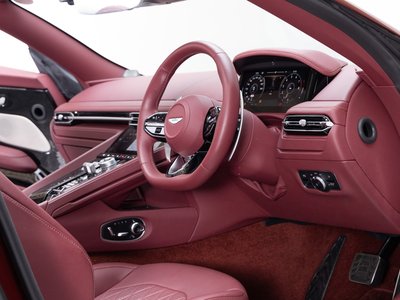 صورة 51 لـ 2025 Aston Martin DB12 VOLANTE