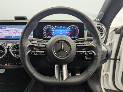 2025 Mercedes-BENZ CLA thumbnail 17