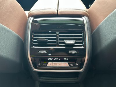 2020 BMW X6 thumbnail 36