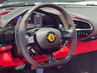 2025 Ferrari 296 GTS — фото 16