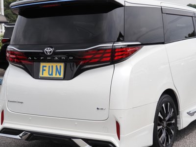 صورة 75 لـ 2023 Toyota ALPHARD
