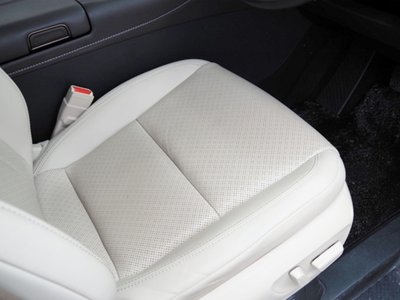 صورة 30 لـ 2023 Toyota ALPHARD