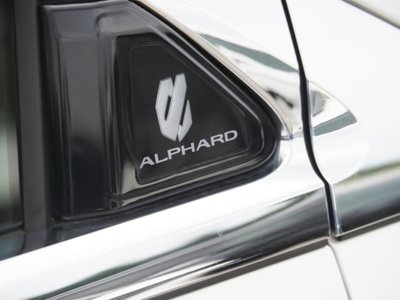 صورة 17 لـ 2023 Toyota ALPHARD