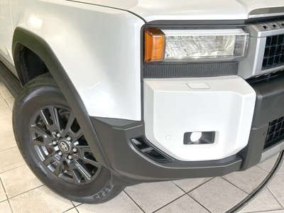 2024 Toyota LAND CRUISER 250 photo 13
