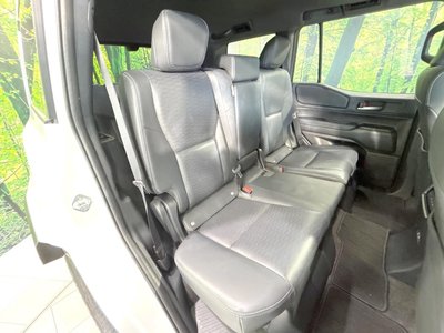 2024 Toyota LAND CRUISER 250 photo 9
