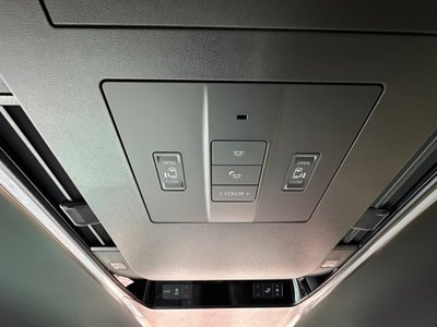 صورة 12 لـ 2024 Toyota ALPHARD