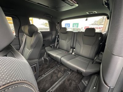 صورة 8 لـ 2024 Toyota ALPHARD