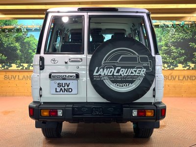 2025 Toyota LAND CRUISER 70 thumbnail 15