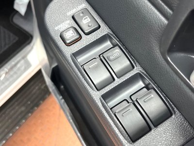 2025 Toyota LAND CRUISER 70 thumbnail 30