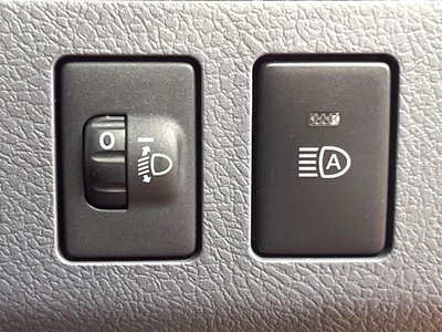 2025 Toyota LAND CRUISER 70 thumbnail 31