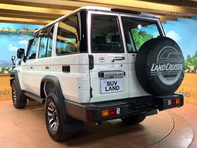 2025 Toyota LAND CRUISER 70 thumbnail 60