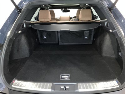 صورة 14 لـ 2025 Toyota CROWN ESTATE
