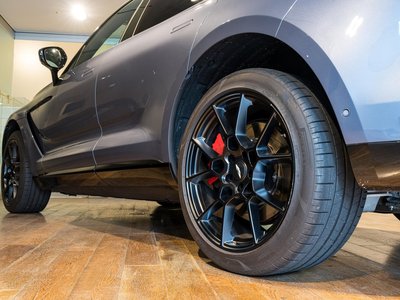 صورة مصغرة 12 لـ 2024 Aston Martin DBX