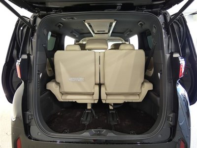 2023 Toyota ALPHARD — фото 27